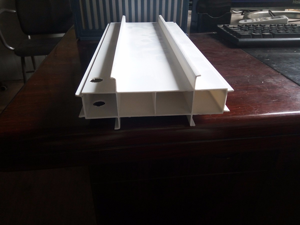 南阳立面拉缝板 (1)150MM宽拉缝板
